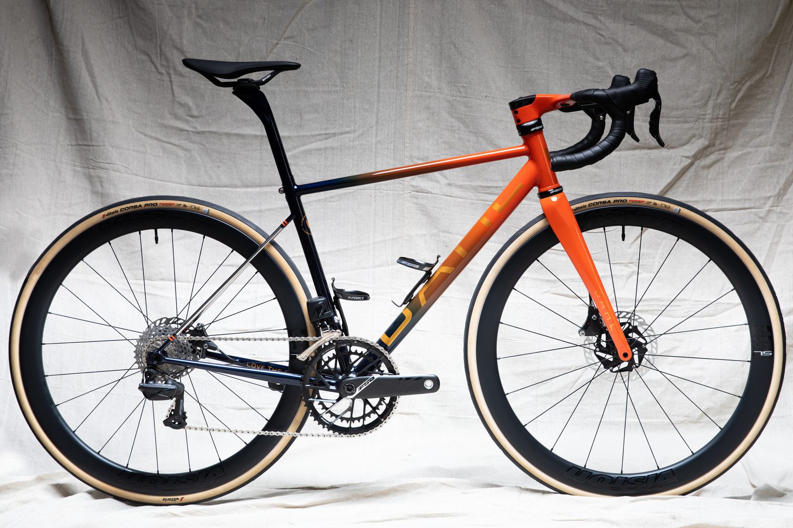 BAHL UNO custom steel road frame